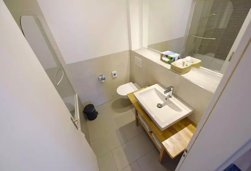 Habitación Triple Comfort, Central