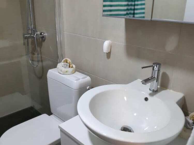 Апартаменты 1 Спальня, Central