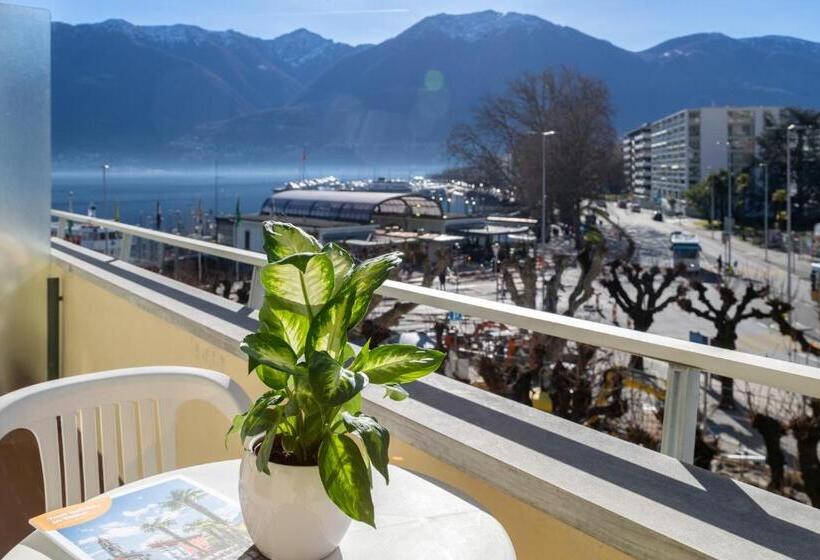 Номер Стандарт с Балконом, Rondinella Locarno