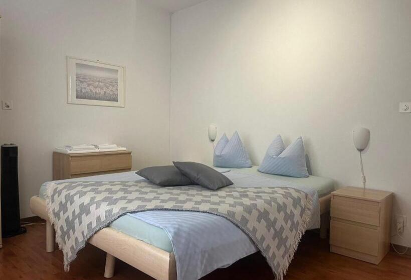 آپارتمان 2 خوابه, Rondinella Locarno