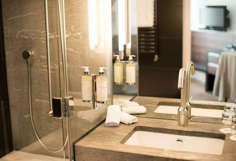 اتاق استاندارد یک نفره, Glockenhof Zurich