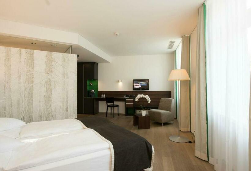 Quarto standard, Glockenhof Zurich