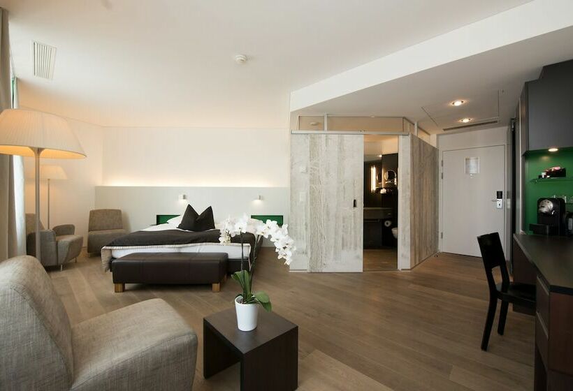 Quarto standard, Glockenhof Zurich