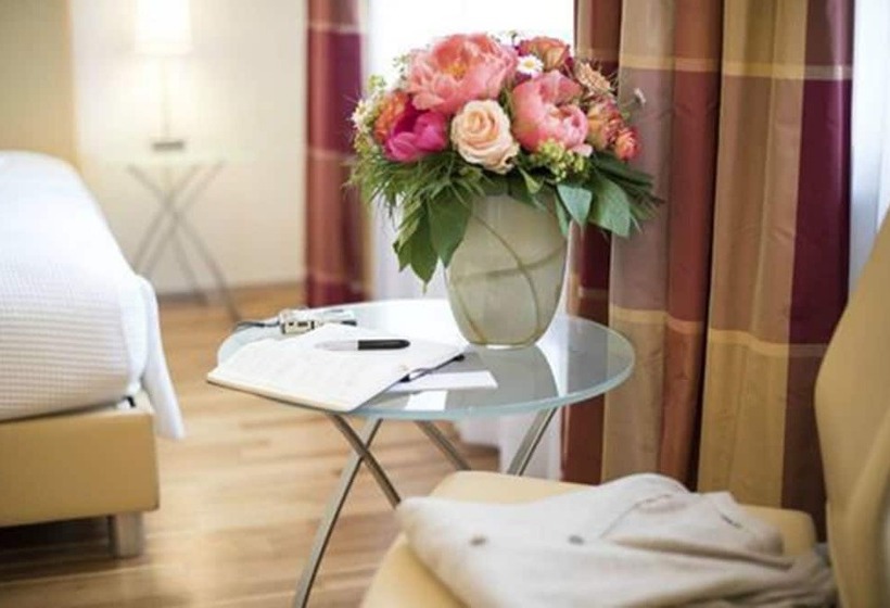 Quarto standard, Glockenhof Zurich