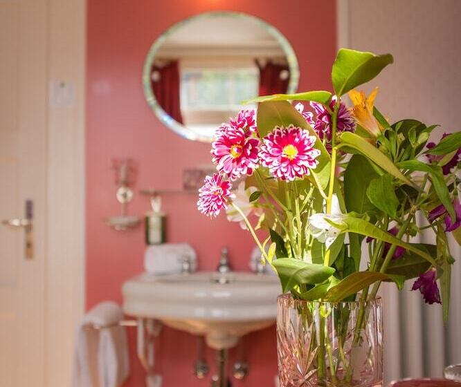 غرفة إقتصادية عائلية, Historic Hotel Falken