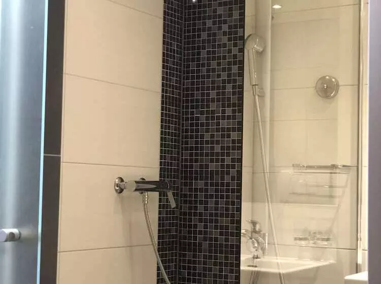 スタンダードルーム, Hôtel Cailler & Bains De La Gruyère