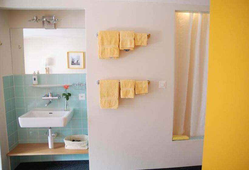 Standard 3 Pers. Værelse m. Udsigt, Grindellodge