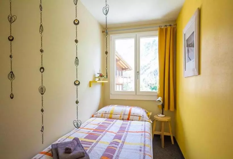 Camera Tripla Standard con Vista, Grindellodge