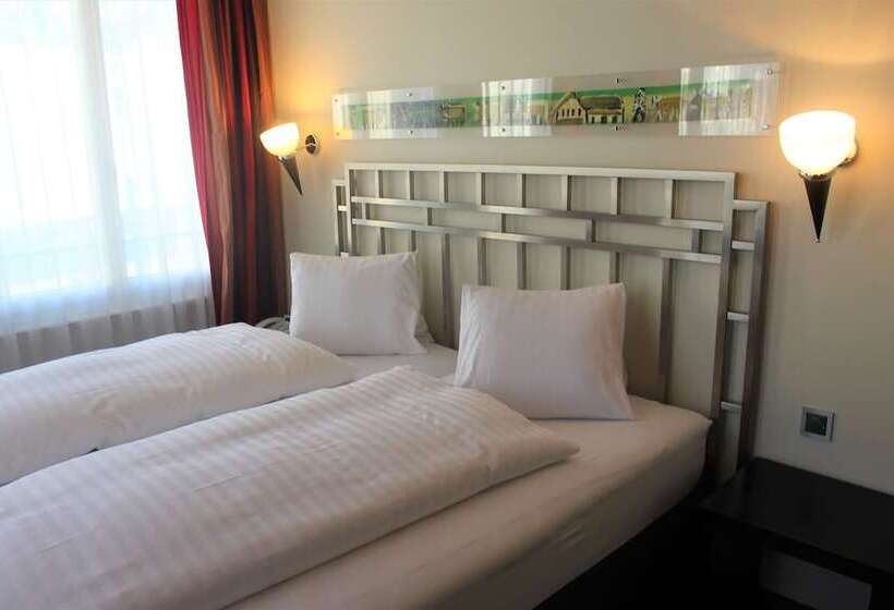 高级大房间, Metropol