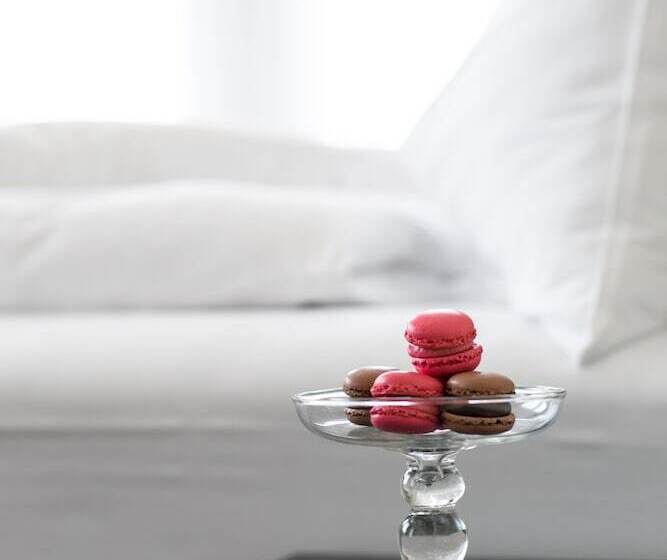 غرفة قياسية فردية, Metropol