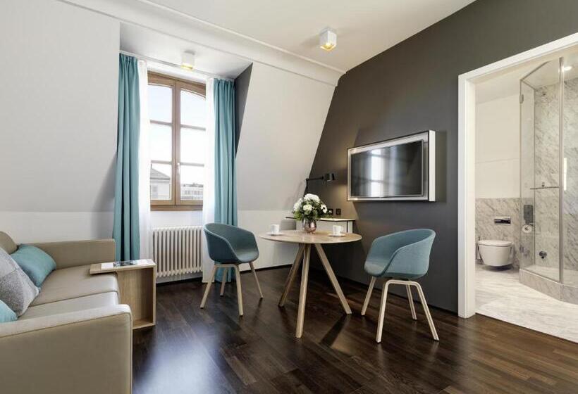 سوییت جونیور, Hôtel Métropole Genève