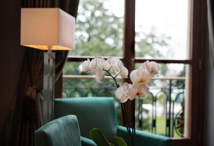 سوییت لوکس, Hôtel Métropole Genève