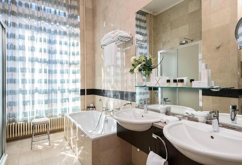 سوییت لوکس, Hôtel Métropole Genève