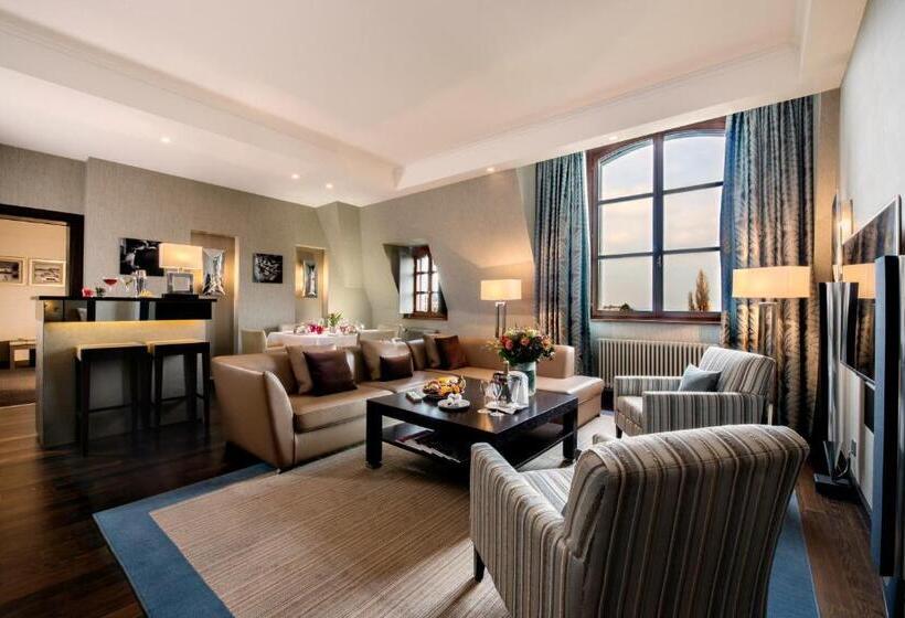 سوییت, Hôtel Métropole Genève