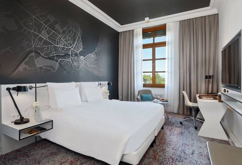 اتاق پرمیوم, Hôtel Métropole Genève