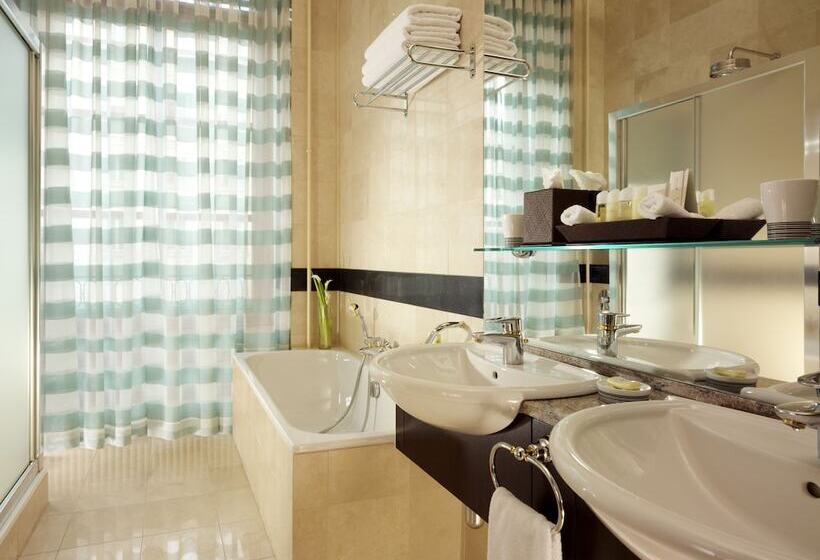 سوییت لوکس, Hôtel Métropole Genève