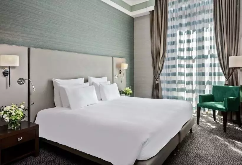 Deluxe-sviitti, Hôtel Métropole Genève
