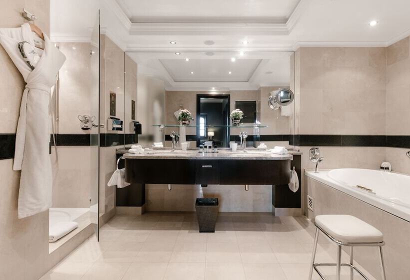 سوییت, Hôtel Métropole Genève