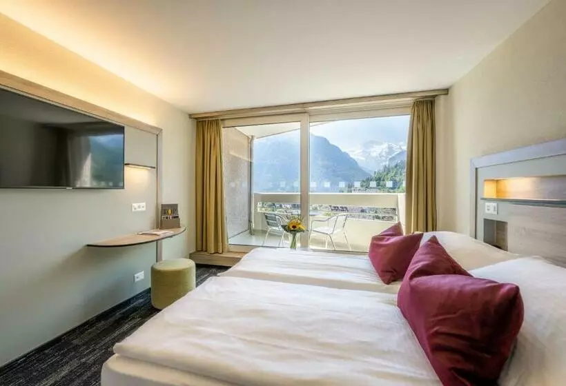 クイーンベッドのデラックスルーム, Metropole Interlaken