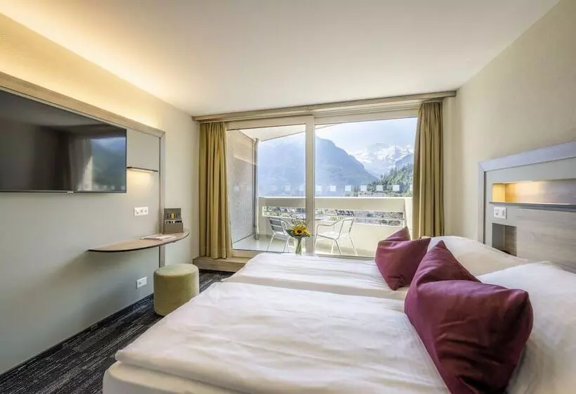 クイーンベッドのデラックスルーム, Metropole Interlaken