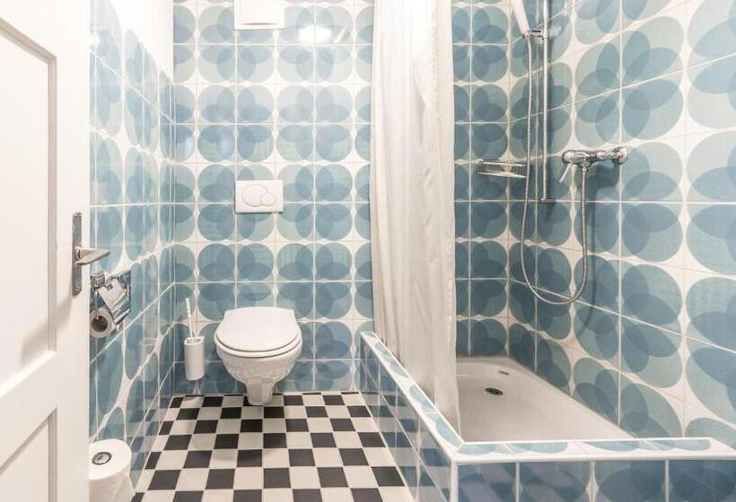 Номер Стандарт Индивидуальный, Montana By Mountain Hotels