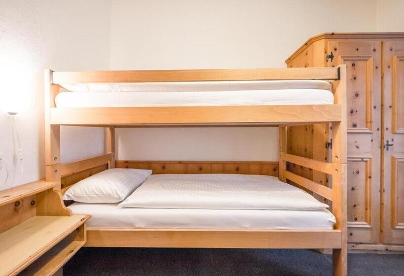 Номер Стандарт, Montana By Mountain Hotels