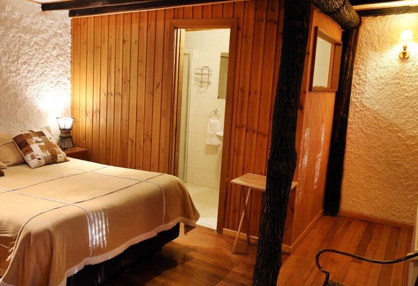 غرفة قياسية رباعية, Posada De Farellones