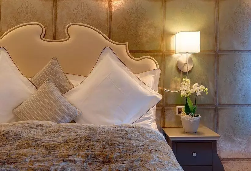 اتاق استاندارد یک نفره, Schlosshotel Zermatt – Active & Cbd Spa