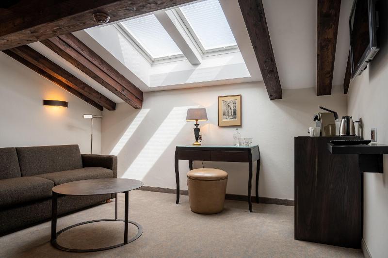 سوئیت جونیور با چشمانداز, Schlosshotel Zermatt – Active & Cbd Spa