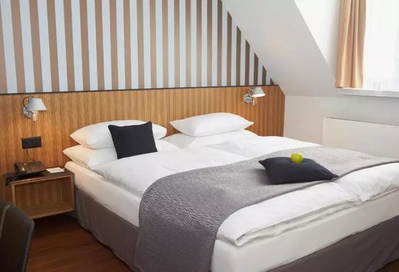 اتاق استاندارد با تخت بزرگ, Sorell Hotel Rütli