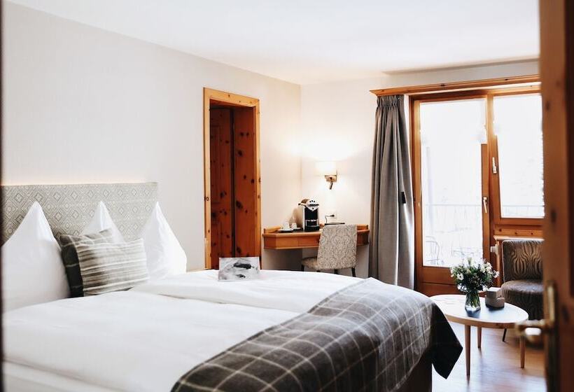 اتاق کلاسیک, Steinbock Pontresina