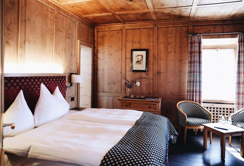 اتاق راحتی, Steinbock Pontresina