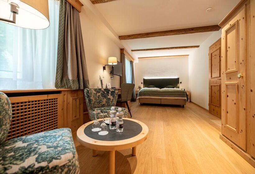 اتاق راحتی, Steinbock Pontresina