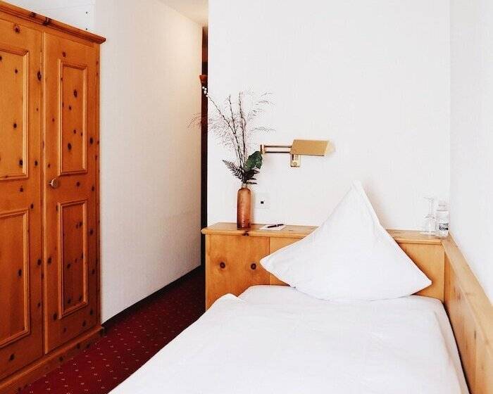 اتاق استاندارد یک نفره, Steinbock Pontresina