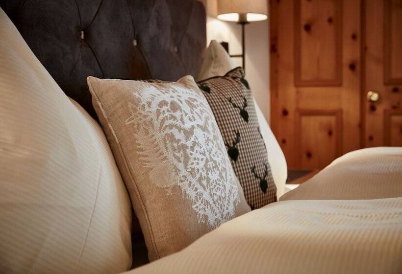 اتاق راحتی, Steinbock Pontresina