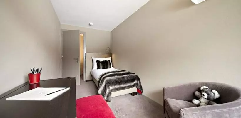 3 Bedroom Duplex Apartment, Vanessa