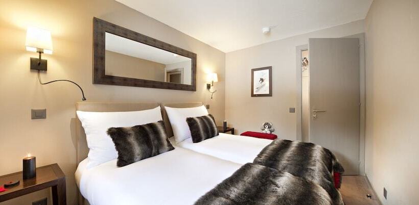 ３ベッドルームデュプレックスアパート, Vanessa