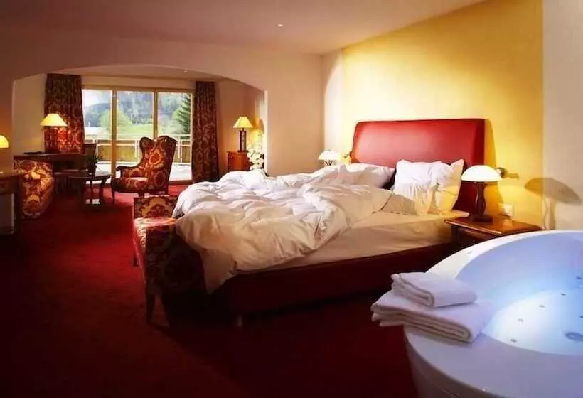 Juniorsviitti, Waldhotel Doldenhorn