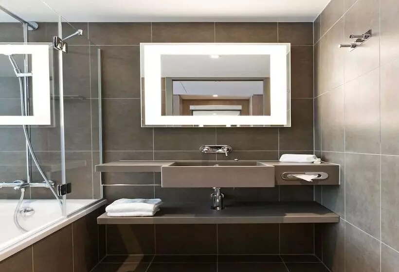 スーペリアールーム, Novotel Lugano Paradiso
