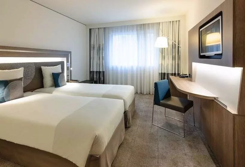 スーペリアールーム, Novotel Lugano Paradiso