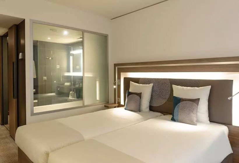 スーペリアールーム, Novotel Lugano Paradiso