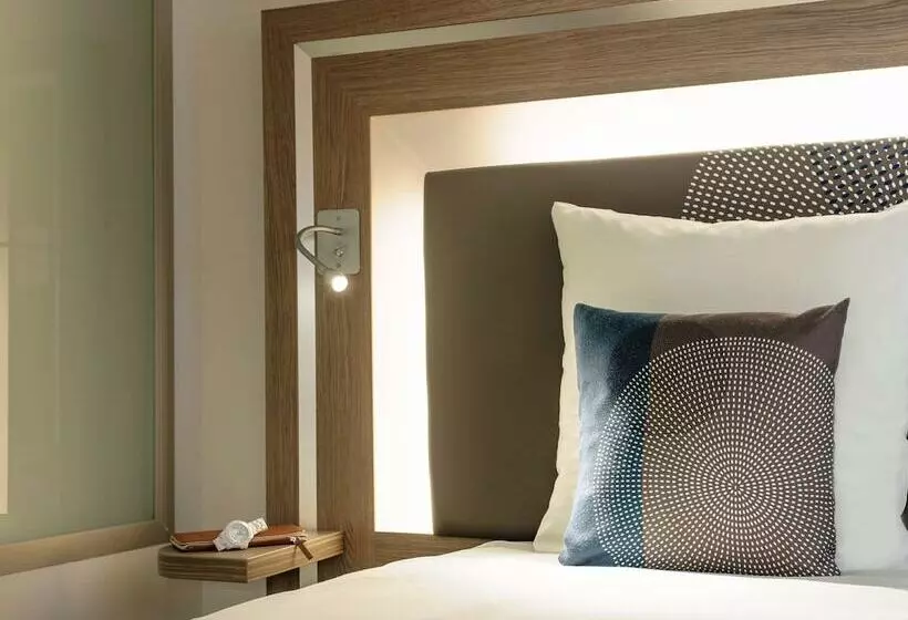 スーペリアールーム, Novotel Lugano Paradiso