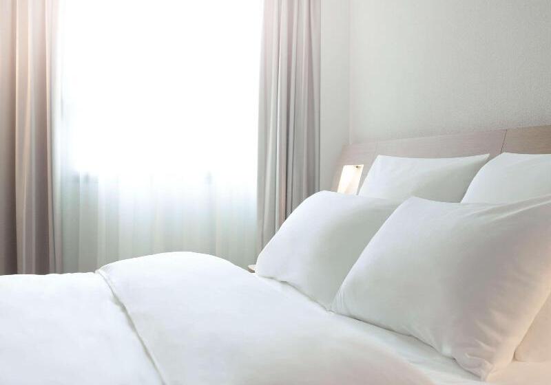 Suite met Kingsize Bed, Novotel Lugano Paradiso