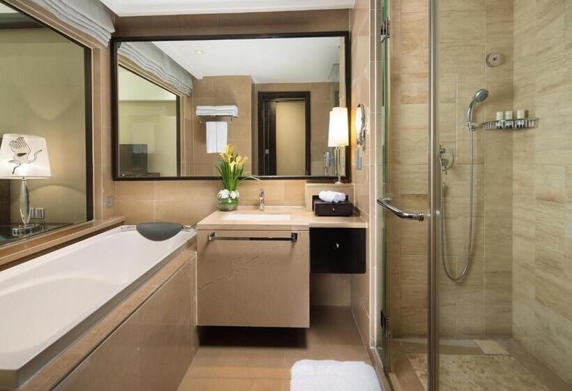 Номер Deluxe Вид на Сад, Xiamen C&d Hotel Free Welcome Snacks Oasis Garden