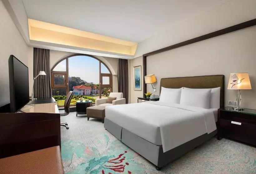 キングサイズベッド、ビュー付きデラックスルーム, Xiamen C&d Hotel Free Welcome Snacks Oasis Garden