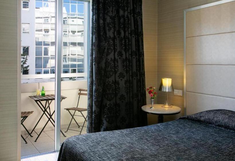 اتاق اجرایی, Cleopatra