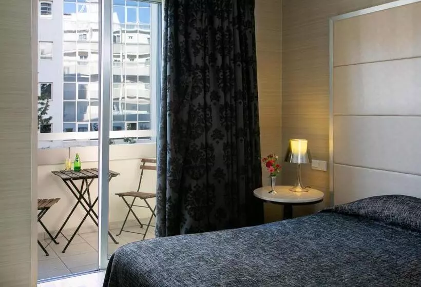 Executive-huone, Cleopatra