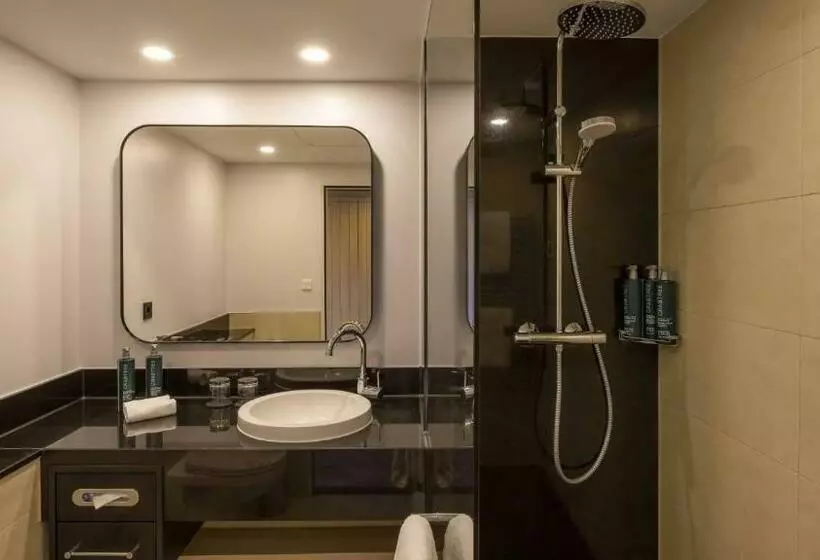 اتاق خانوادگی, Doubletree By Hilton Berlin Ku Damm