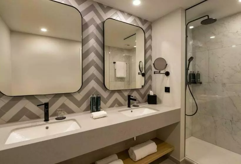 اتاق لوکس, Doubletree By Hilton Berlin Ku Damm
