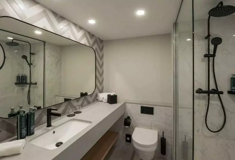 اتاق لوکس, Doubletree By Hilton Berlin Ku Damm